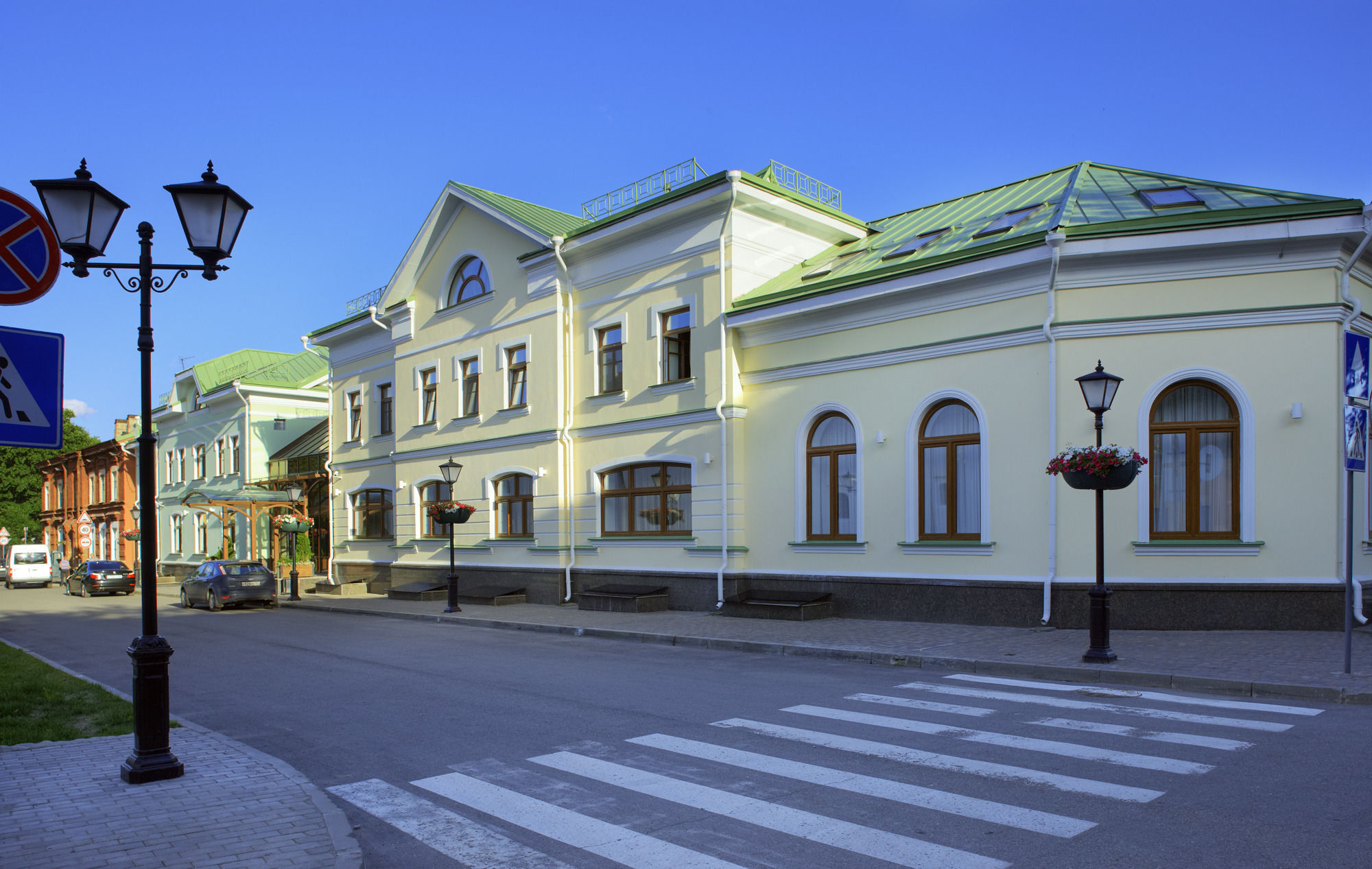 Dvor Podznoeva - Business Building Hotel ปสคอฟ ภายนอก รูปภาพ